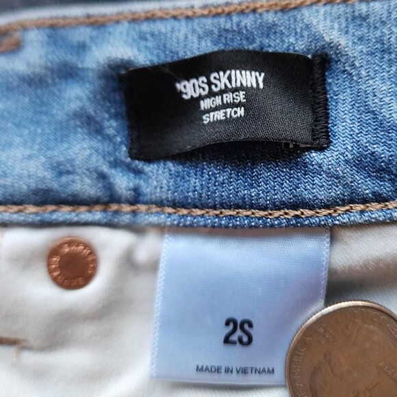 Express '90s style high-rise skiny jeans, factory distressed - size 2 - Picture 6 of 8
